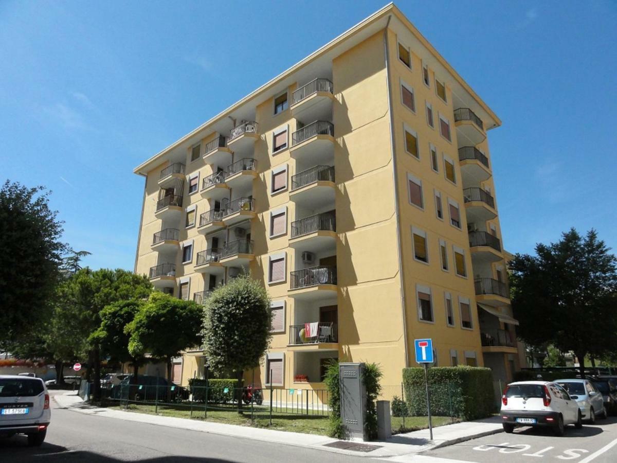 Giuliana - Appartamenti Bibione Eksteriør bilde